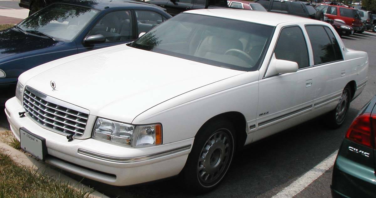 2004 cadillac deville dts owners manual